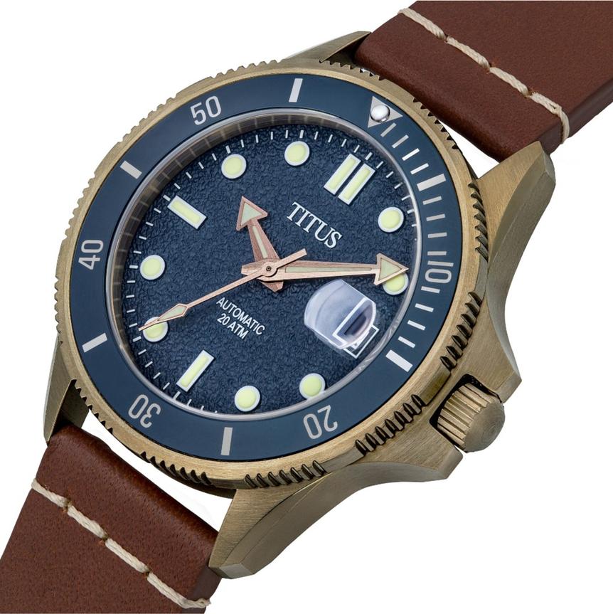 Valor 3 Hands Date Mechanical Leather Watch (W06-03250-012)