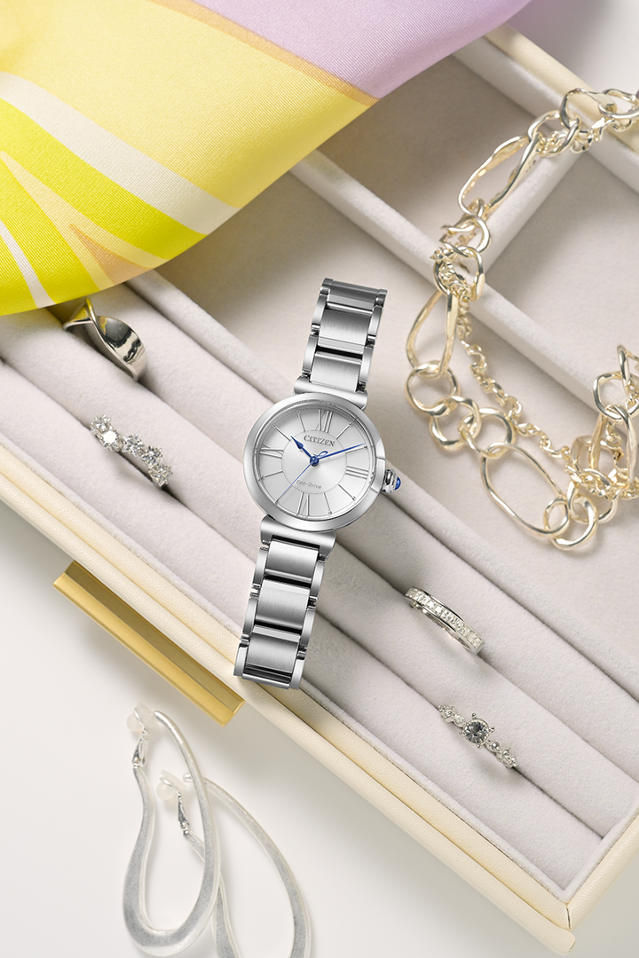 Citizen L Collection (EM1070-83A)