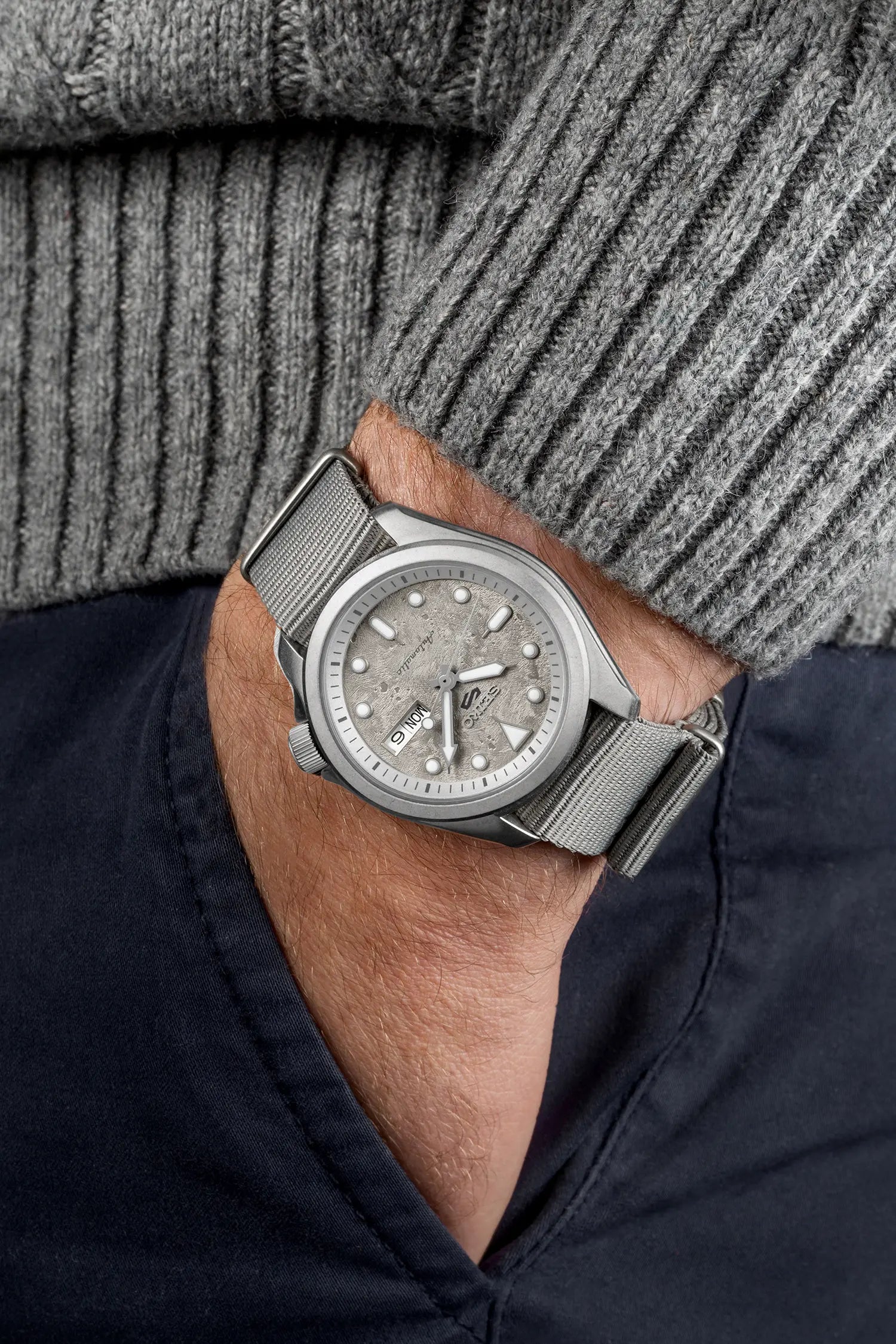 SEIKO 5 Sports SRPG63K1 4R36 自動巻き メンズ SEIKO 5 Sports SRPG63K1 4R36 自動巻き メンズ Purchase Seiko 5