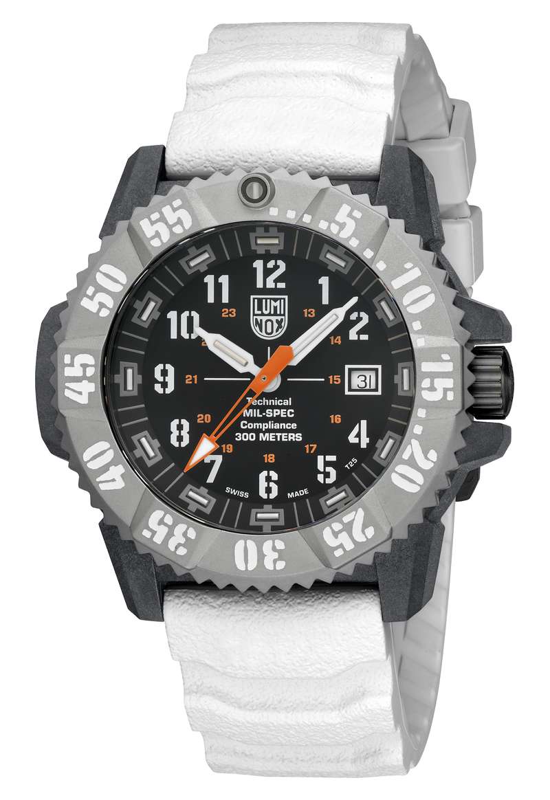 Luminox Land (XL.3359.SET)
