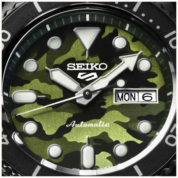 Seiko 5 Sports (SRPJ37K1)